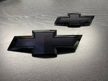 Load image into Gallery viewer, Genuine 2021-2025 Suburban/Tahoe Full Gloss Black Bowtie Emblem set