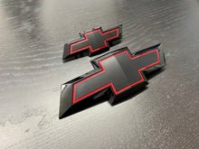 Load image into Gallery viewer, Custom 2021-2025 Tahoe/Suburban- Your choice of colored accent line