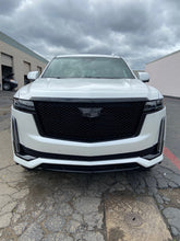 Load image into Gallery viewer, Escalade Mono &amp; black edge emblem set for 2021- 2024
